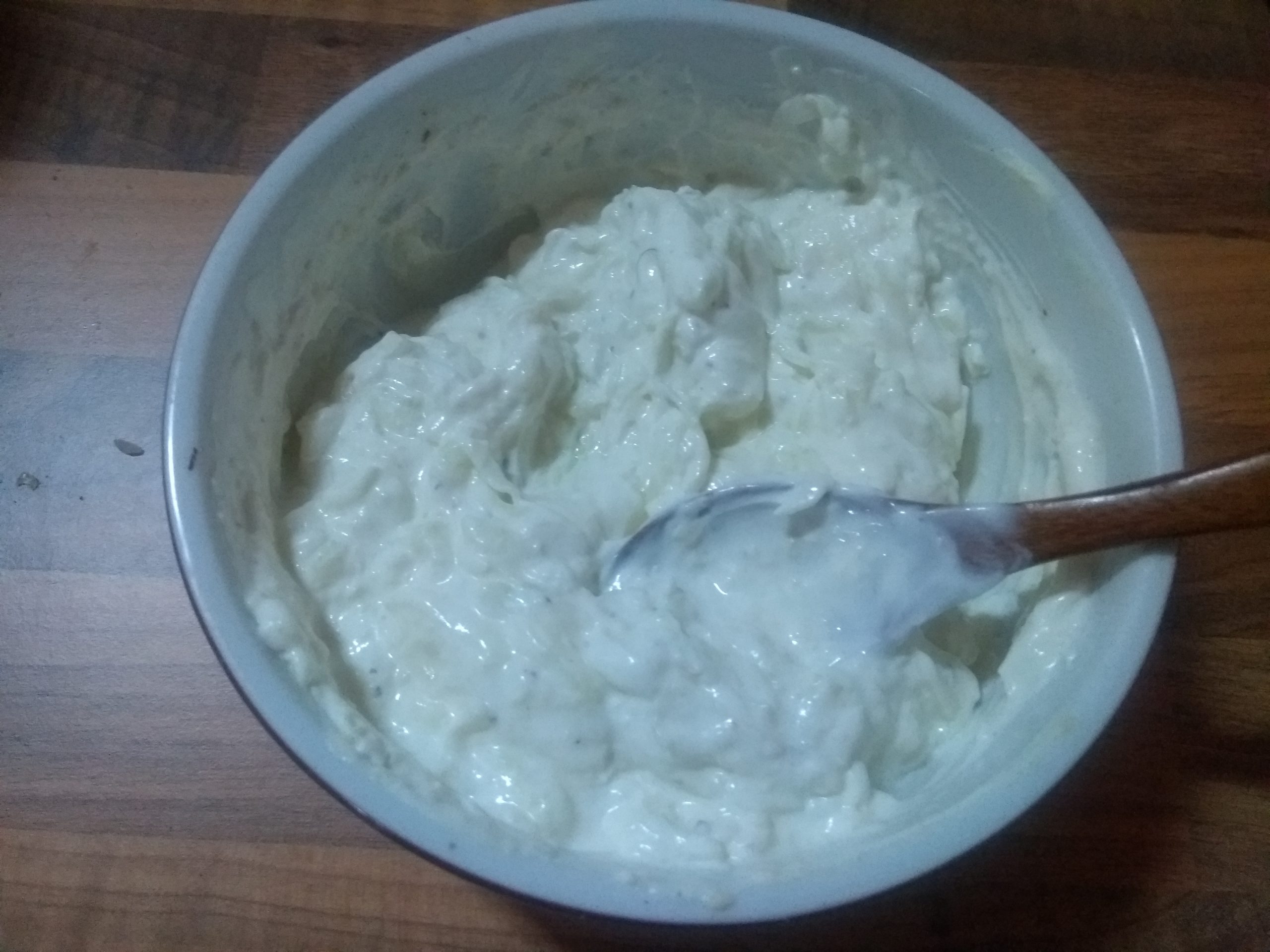 Tzatziki – griechischer Joghurt-Gurken-Dip