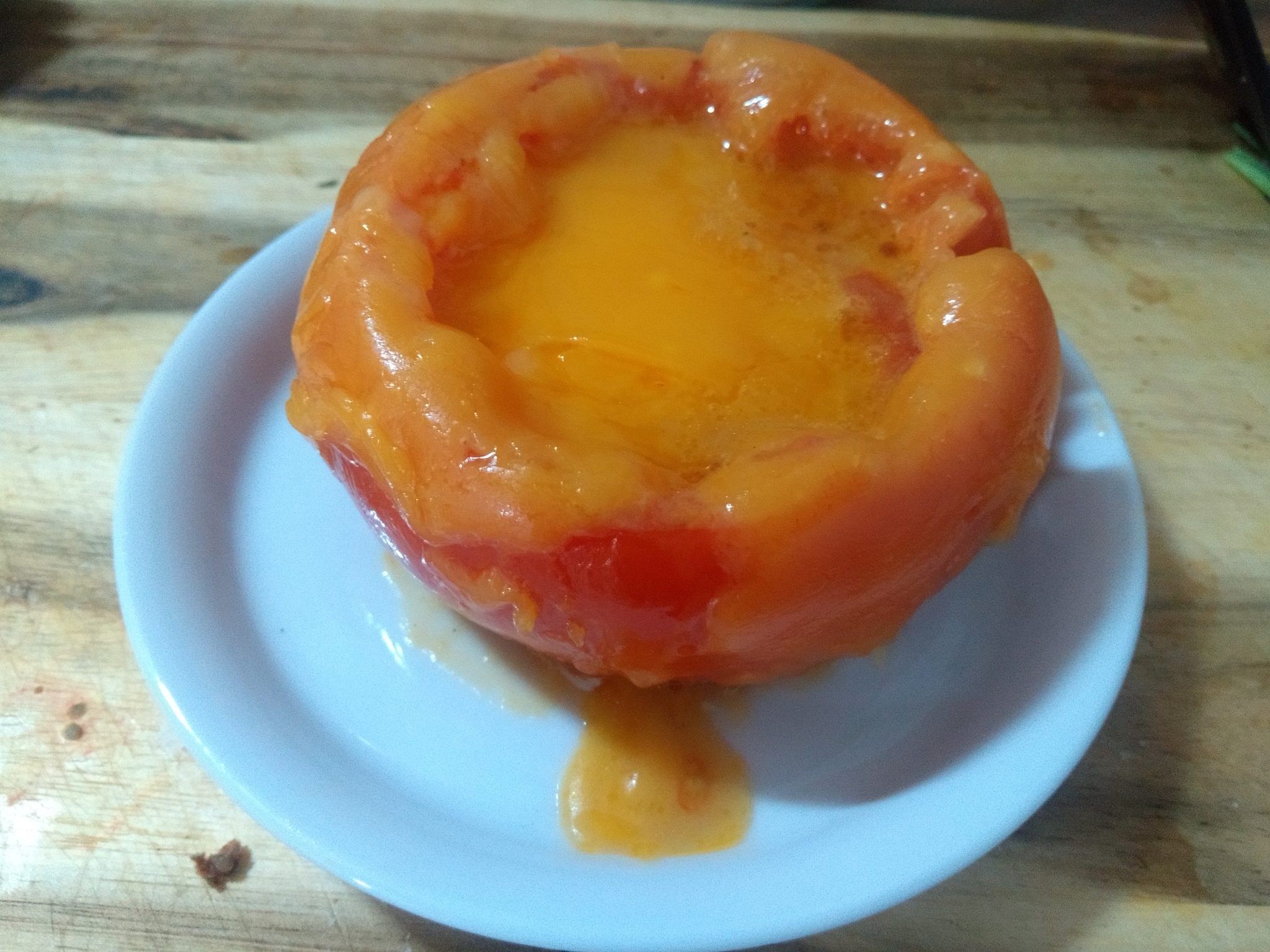 Ofentomate mit Käse und Marmelade – herzhaft-süßes Ofengericht