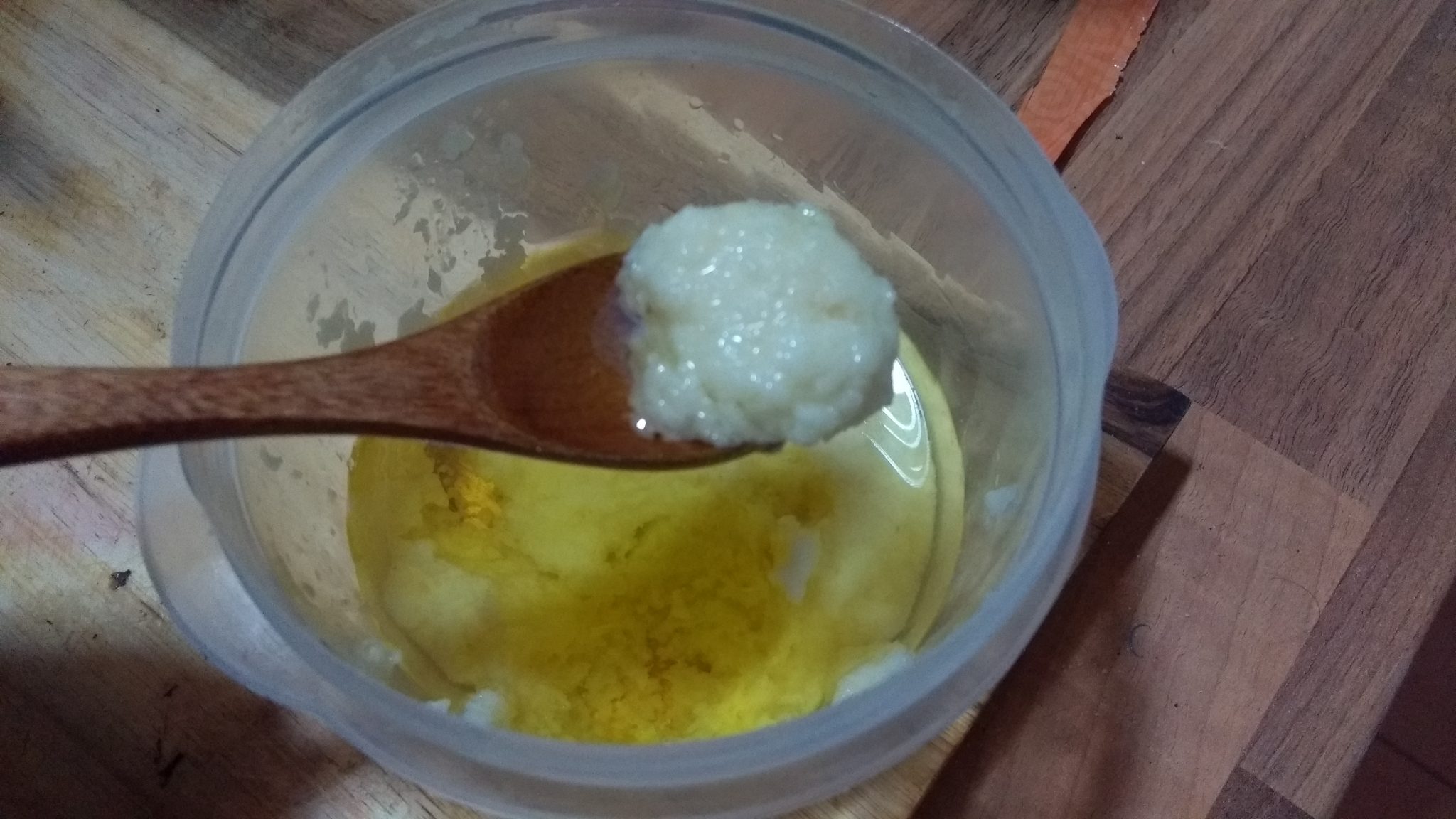 Knoblauchpaste selber machen – schnell, einfach und vielseitig